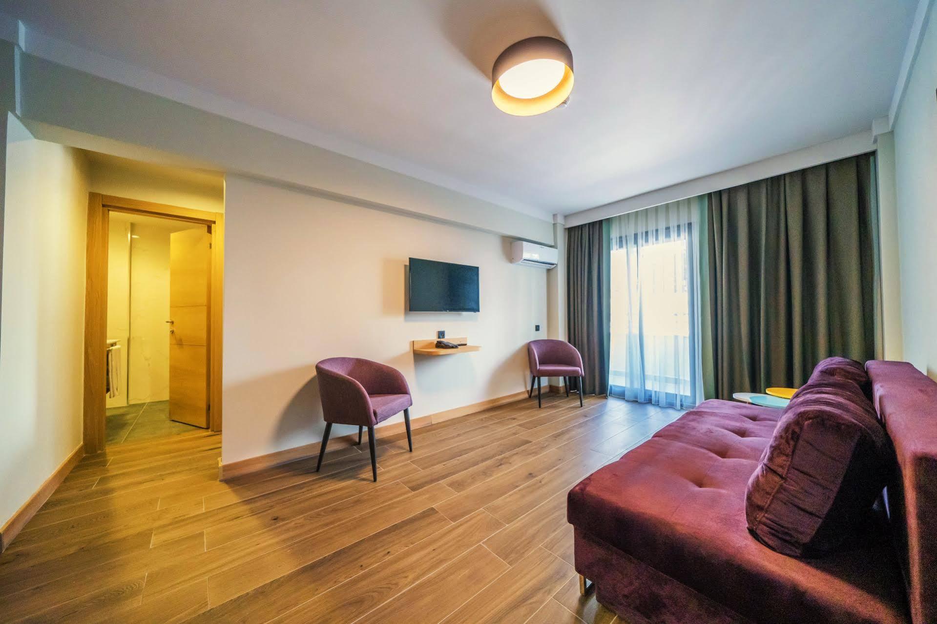 Marmaris Random Rooms By Lookbookholiday Exterior photo